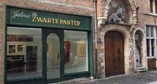 Gevel van kunstgallerij De Zwarte Panter in Antwerpen 