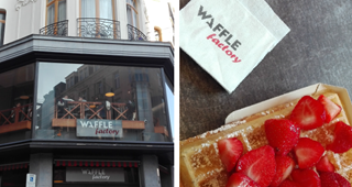 Een lekkere wafel met aardbeien van The Waffle Factory in Brussel.