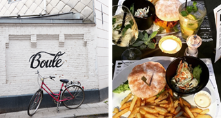 Un vélo garé dans une ruelle et deux plats de burger avec des frites